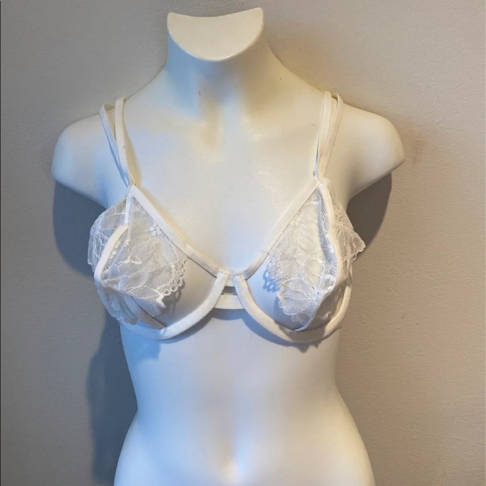 (32DD) Bluebella Emerson Ivory Lace Underwire Bra - Picture 10 of 11